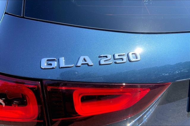 Certified 2023 Mercedes-Benz GLA 250 4MATIC w/ Premium Package image 8