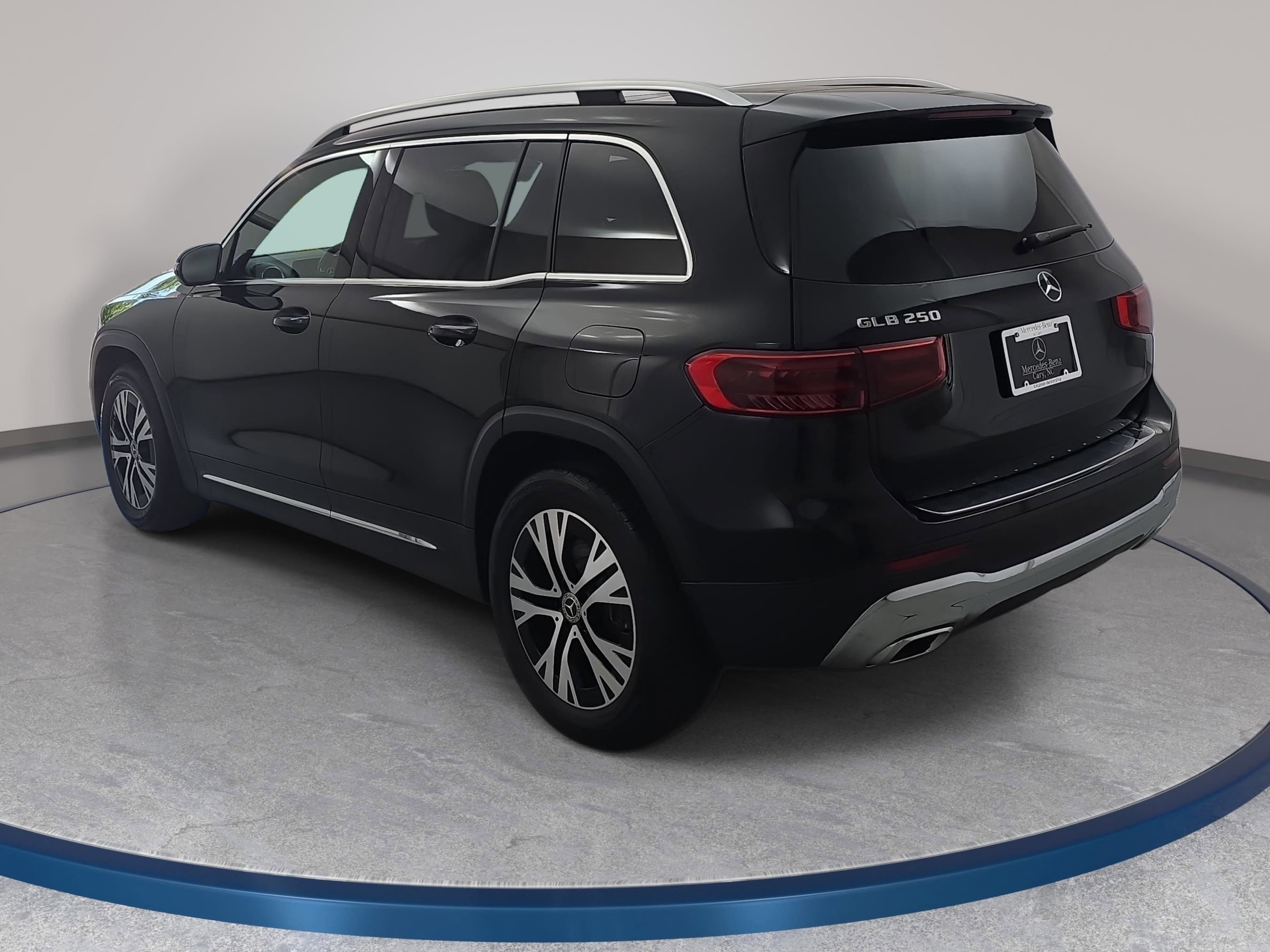 Certified 2026 Mercedes-Benz GLB 250 image 7