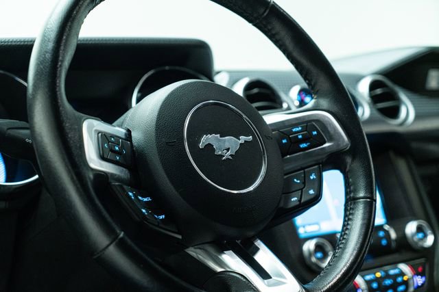 Used 2020 Ford Mustang Premium image 23