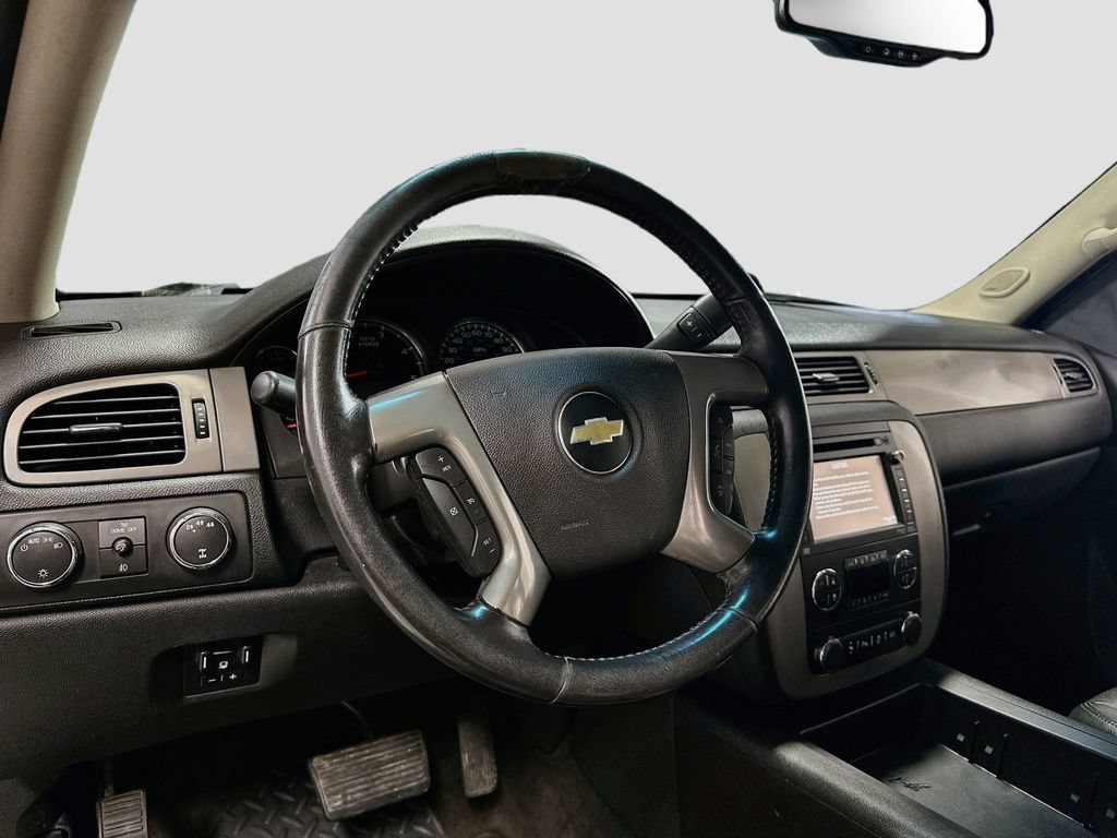 Used 2014 Chevrolet Silverado 2500 LTZ w/ LTZ Plus Package AWD/4WD image 11