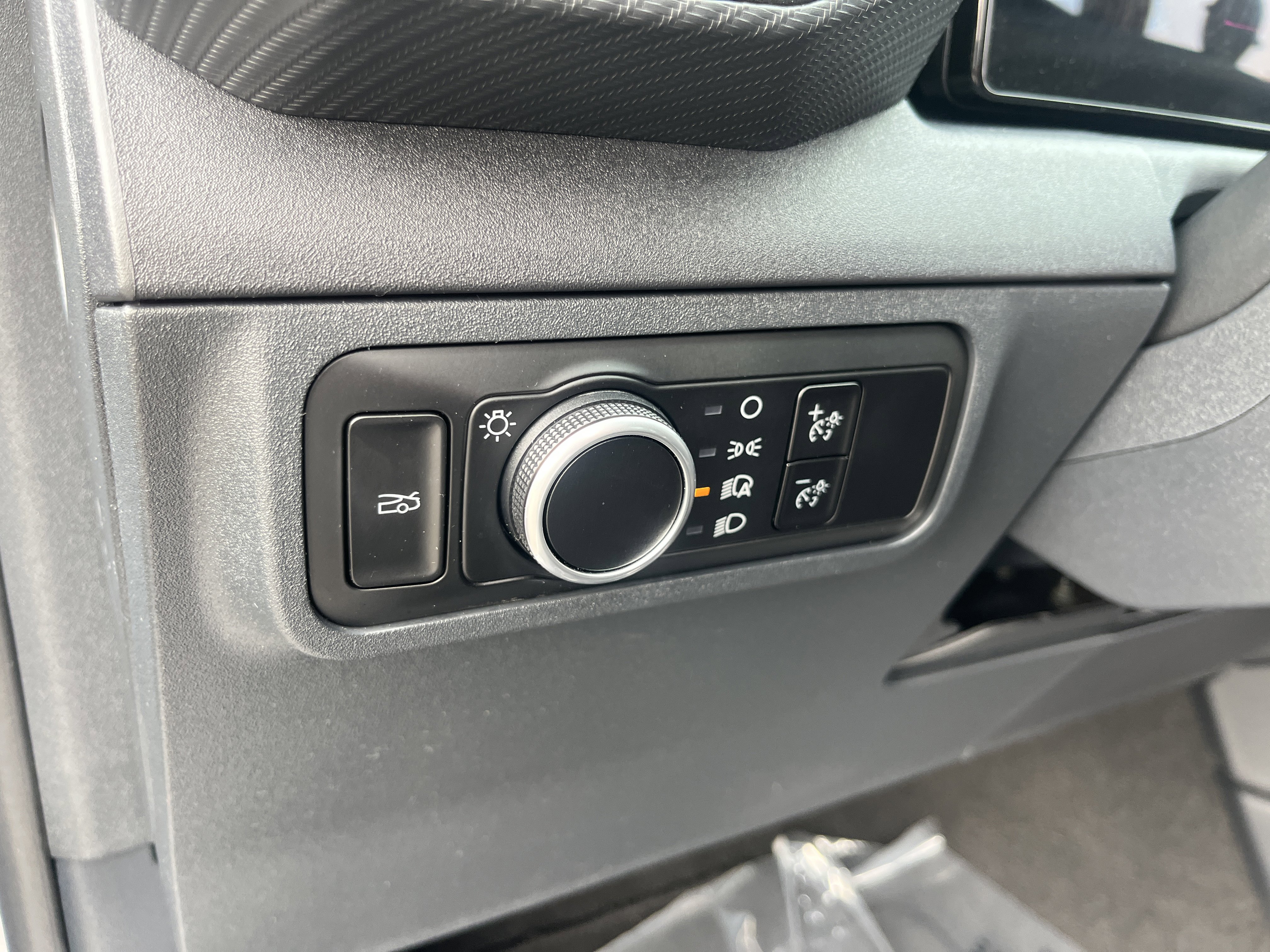 Used 2024 Ford Mustang Coupe RWD image 16