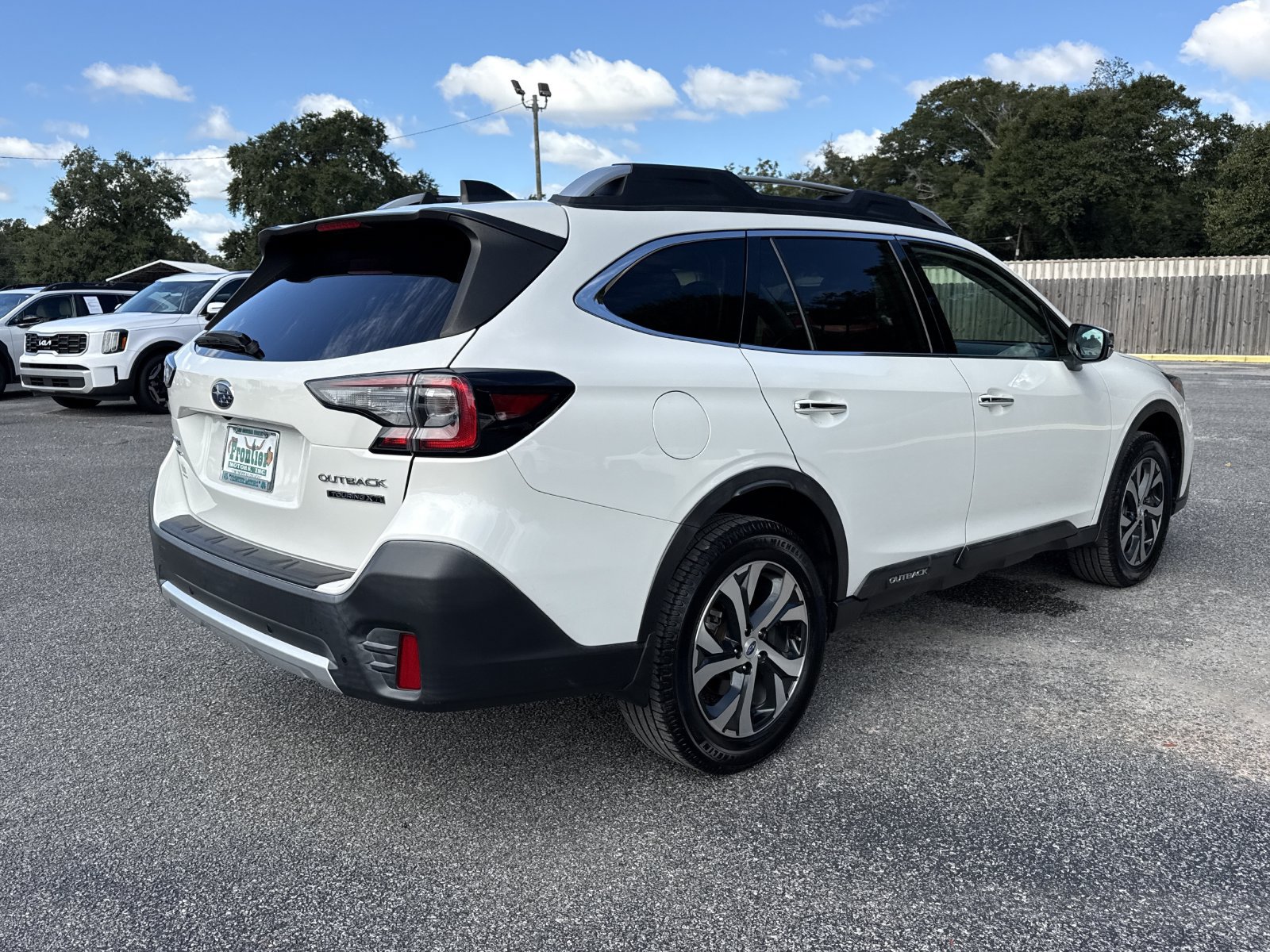 Used 2021 Subaru Outback Touring XT AWD/4WD image 5