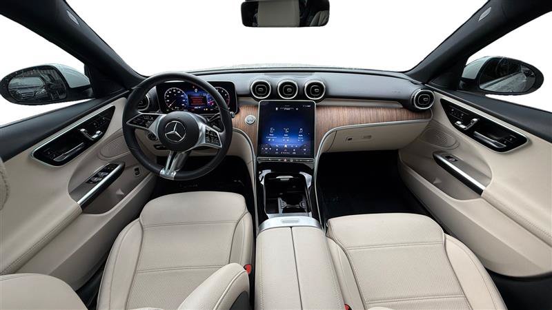 Used 2024 Mercedes-Benz C 300 Sedan image 12