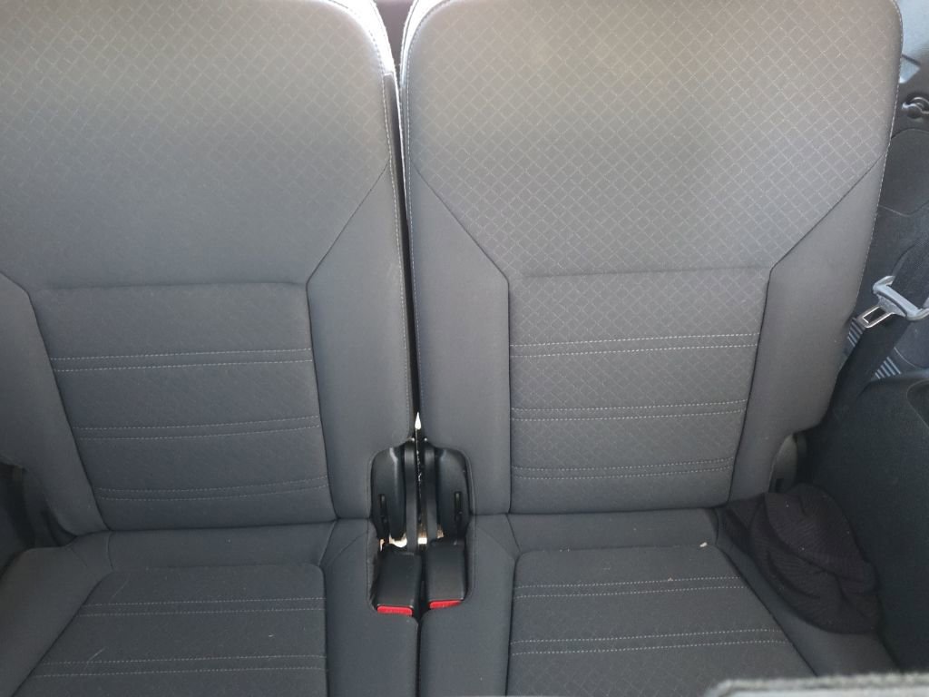 Used 2019 Kia Sorento S image 12