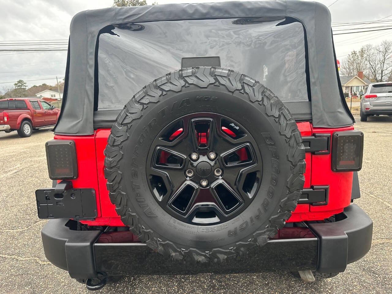 Used 2015 Jeep Wrangler Sport image 21