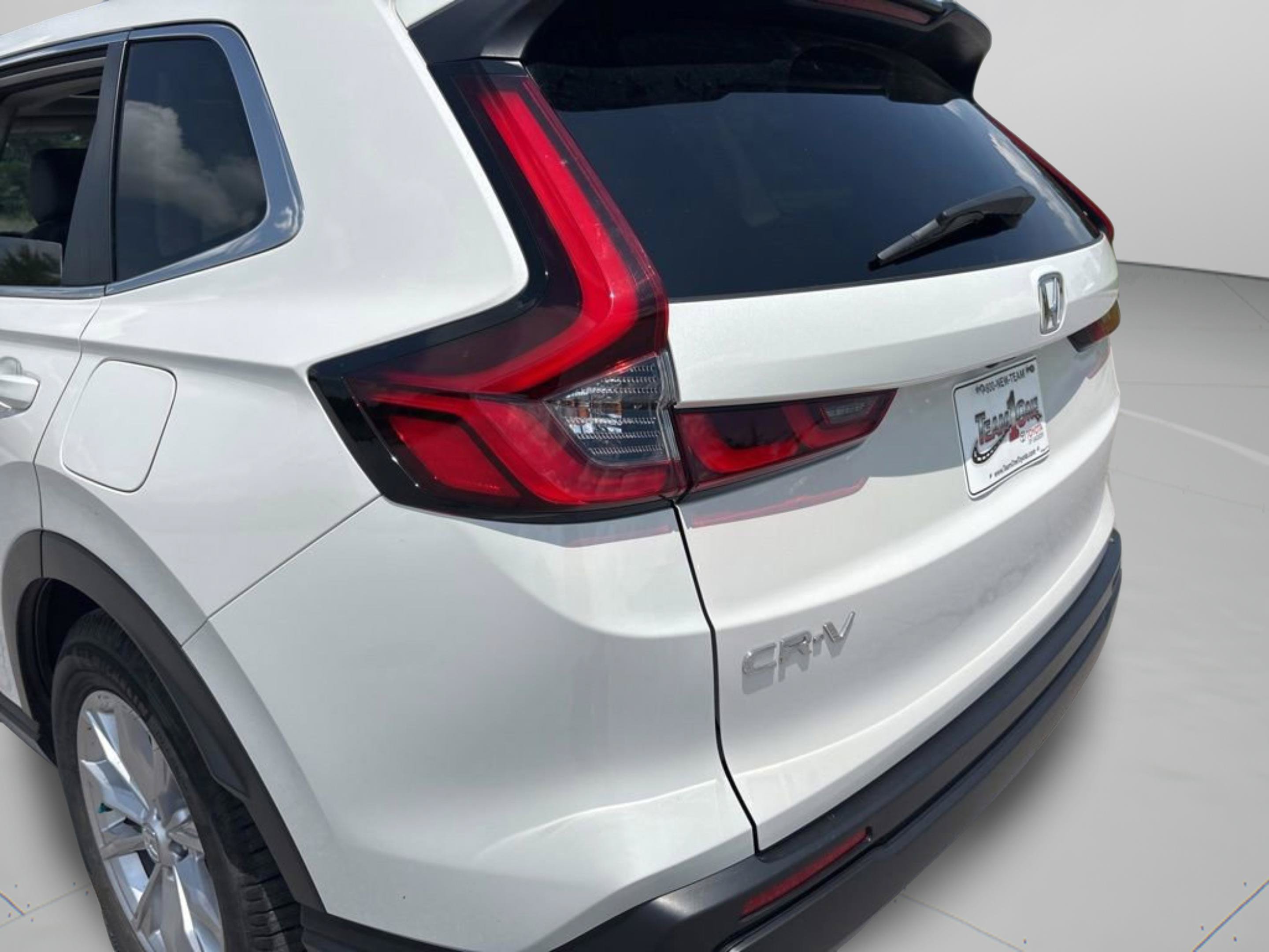Used 2024 Honda CR-V EX image 23