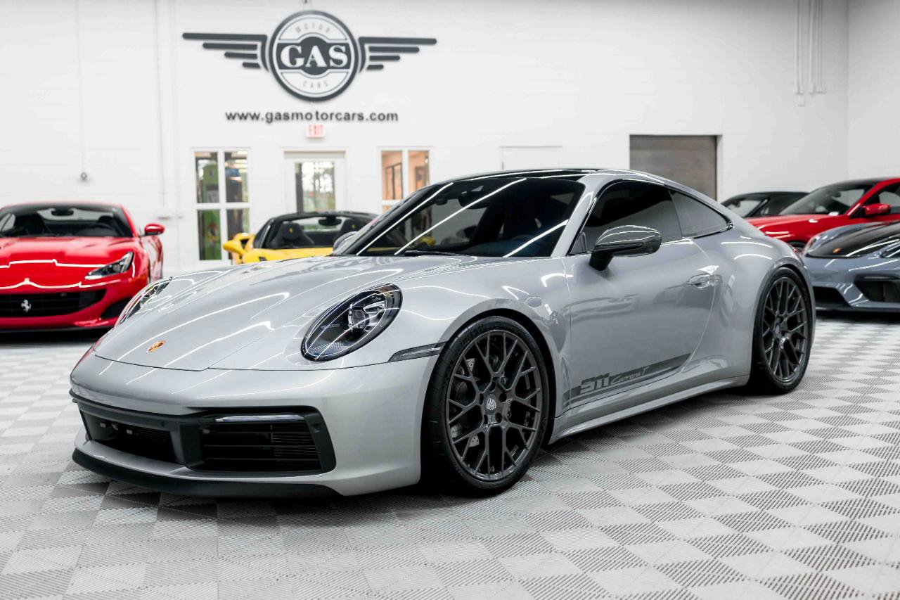 Used 2023 Porsche 911 Carrera T RWD image 5