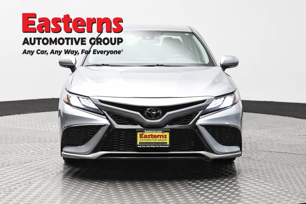 Used 2023 Toyota Camry XSE FWD image 2