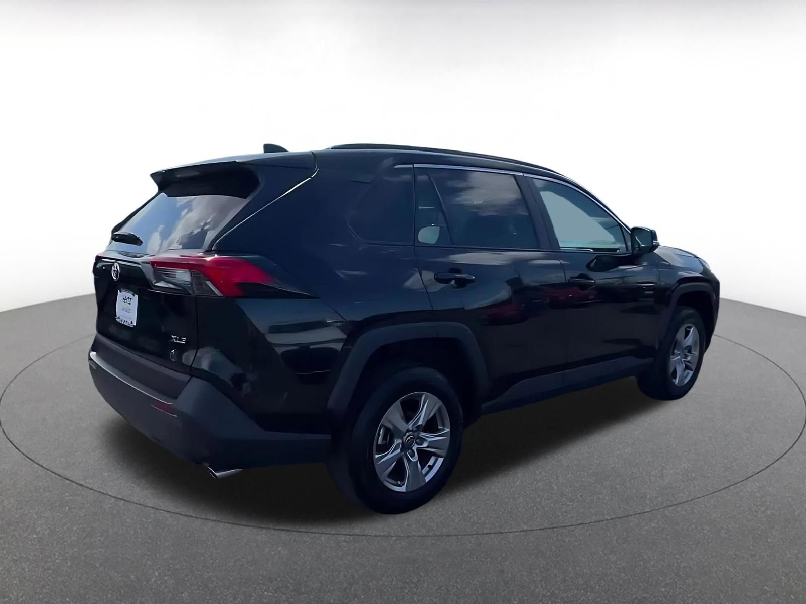 Used 2025 Toyota RAV4 XLE w/ Weather Package image 13