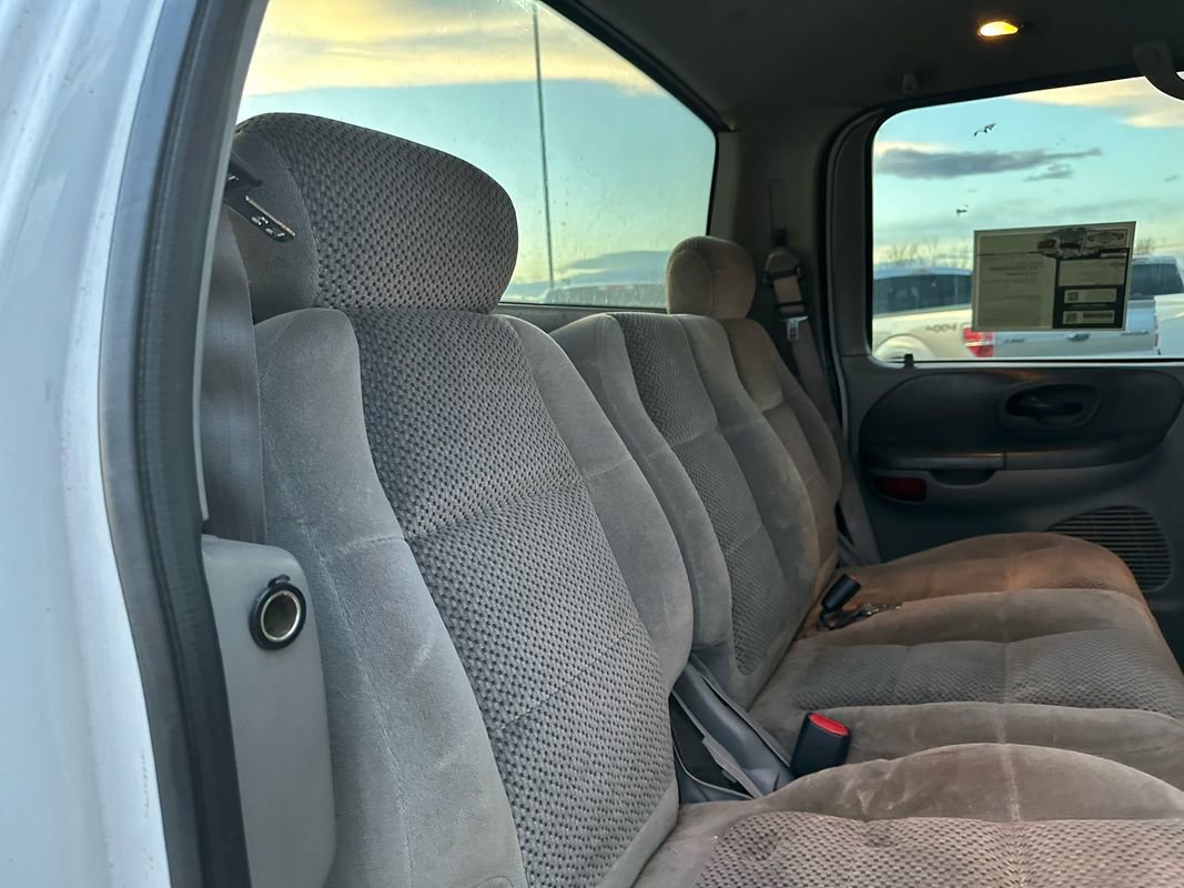 Used 2001 Ford F150 XLT image 24