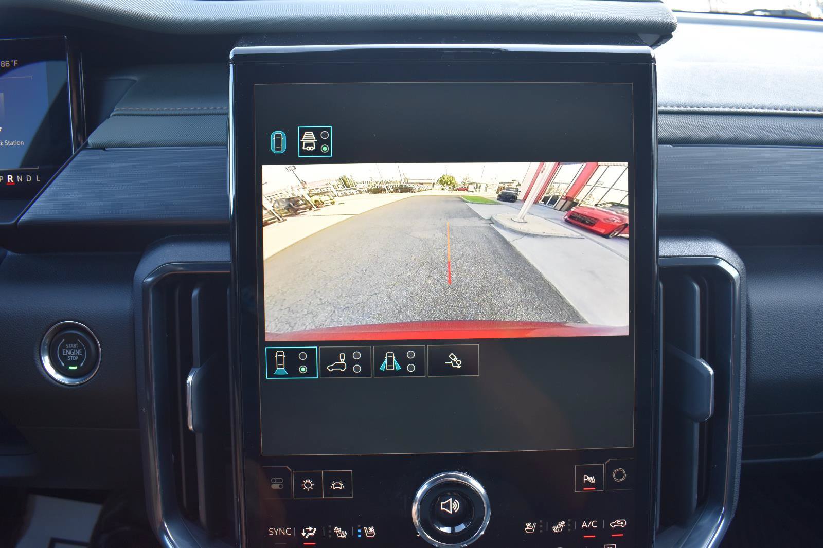 Used 2026 GMC Acadia AT4 w/ Luxury Package AWD/4WD image 43