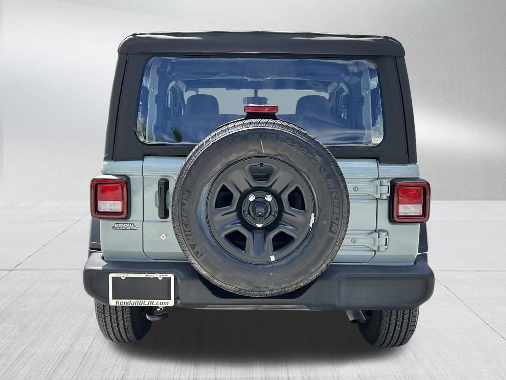 Certified 2023 Jeep Wrangler Sport AWD/4WD image 6