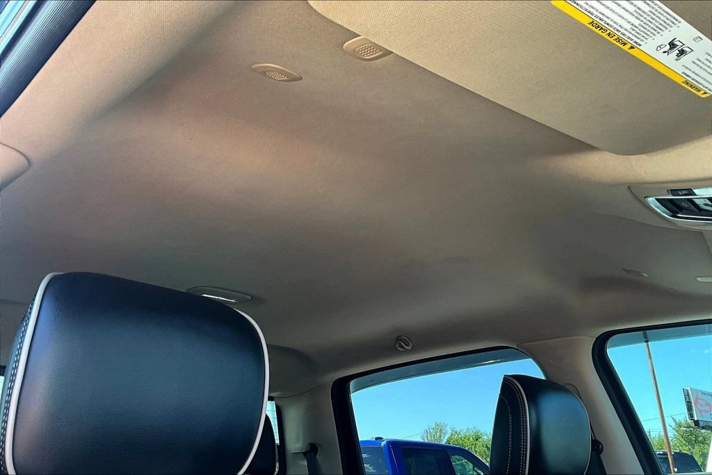 Used 2019 RAM 1500 Laramie AWD/4WD image 17