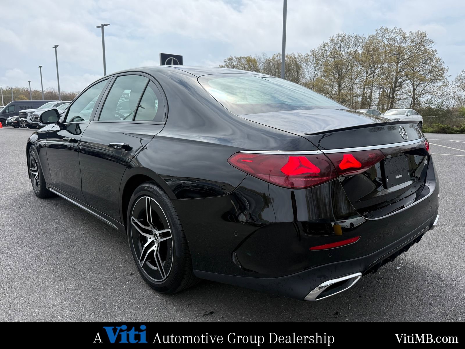 Certified 2025 Mercedes-Benz E 350 4MATIC Sedan w/ Driver Assistance Package image 6