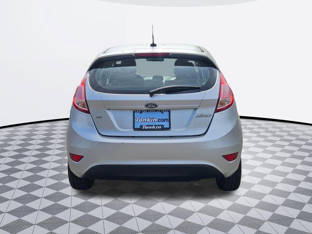Used 2016 Ford Fiesta SE FWD image 5