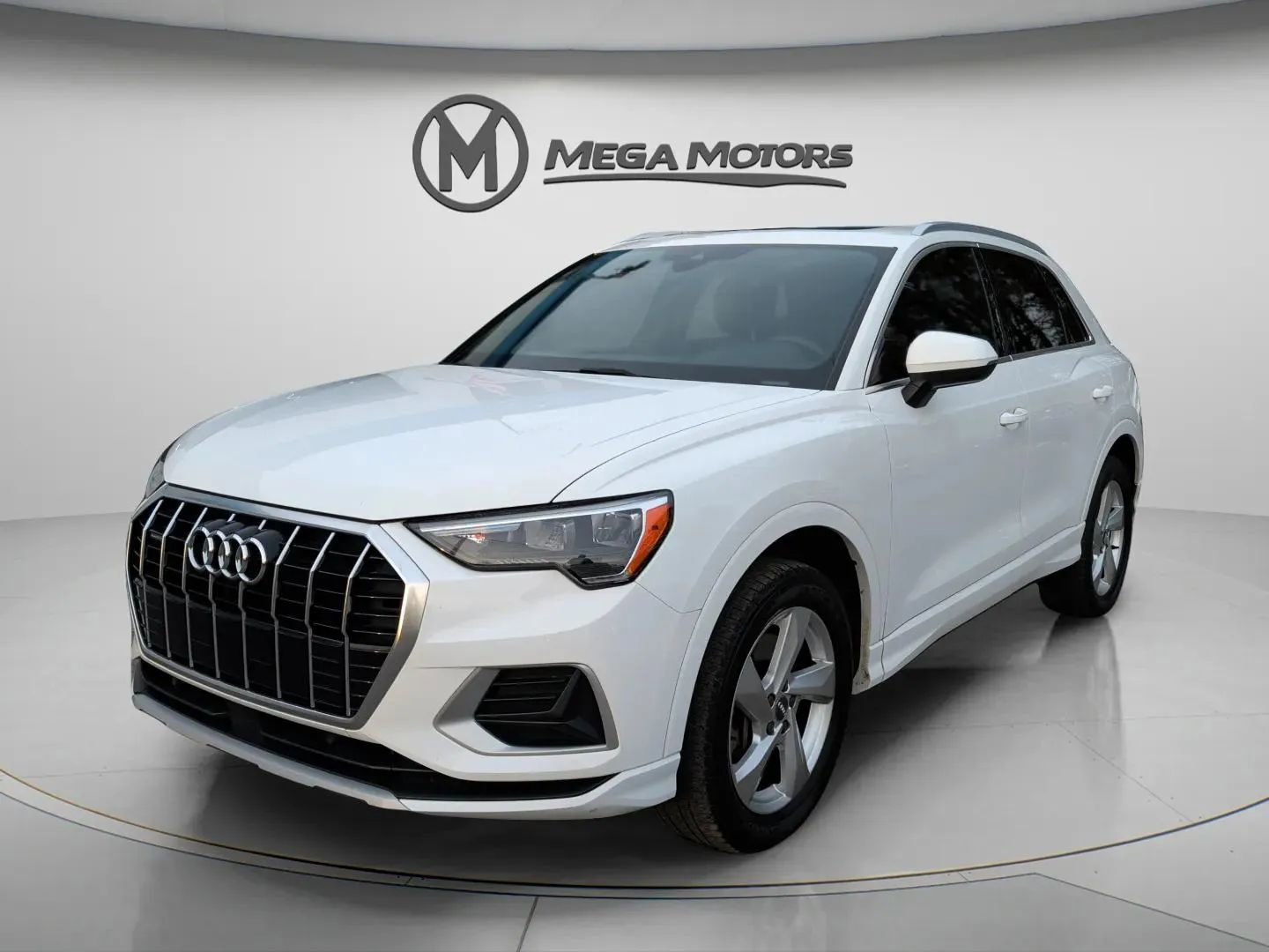 Used 2019 Audi Q3 2.0T Premium image 1