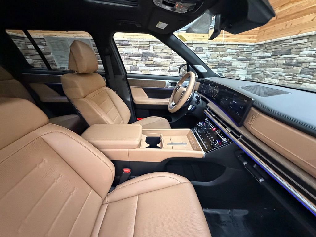 Certified 2025 Hyundai Santa Fe Limited image 14