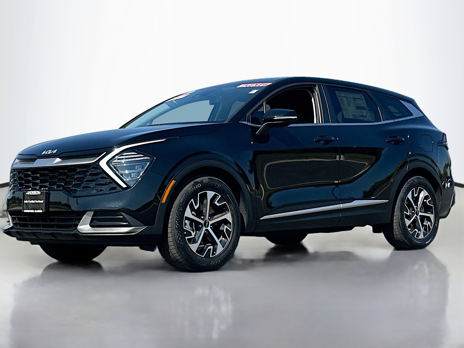 Used 2025 Kia Sportage EX image 11