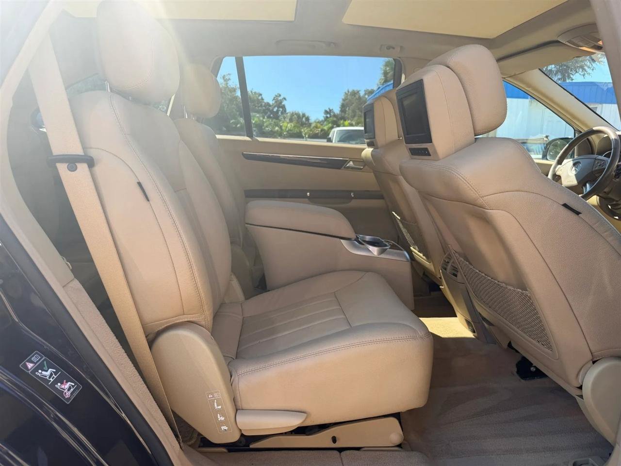 Used 2007 Mercedes-Benz R 320 CDI 4MATIC image 32