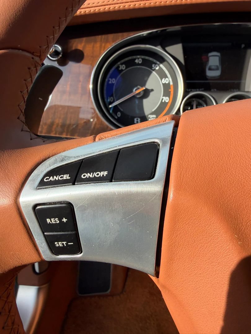 Used 2014 Bentley Flying Spur W12 AWD/4WD image 14