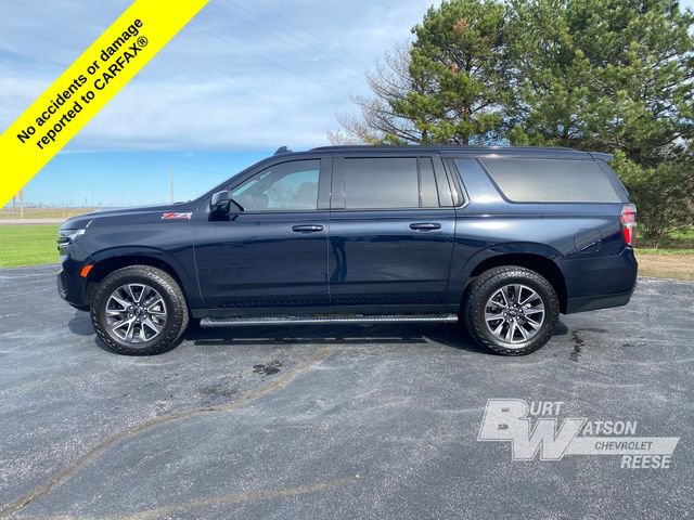 Used 2023 Chevrolet Suburban Z71 w/ Luxury Package AWD/4WD image 3