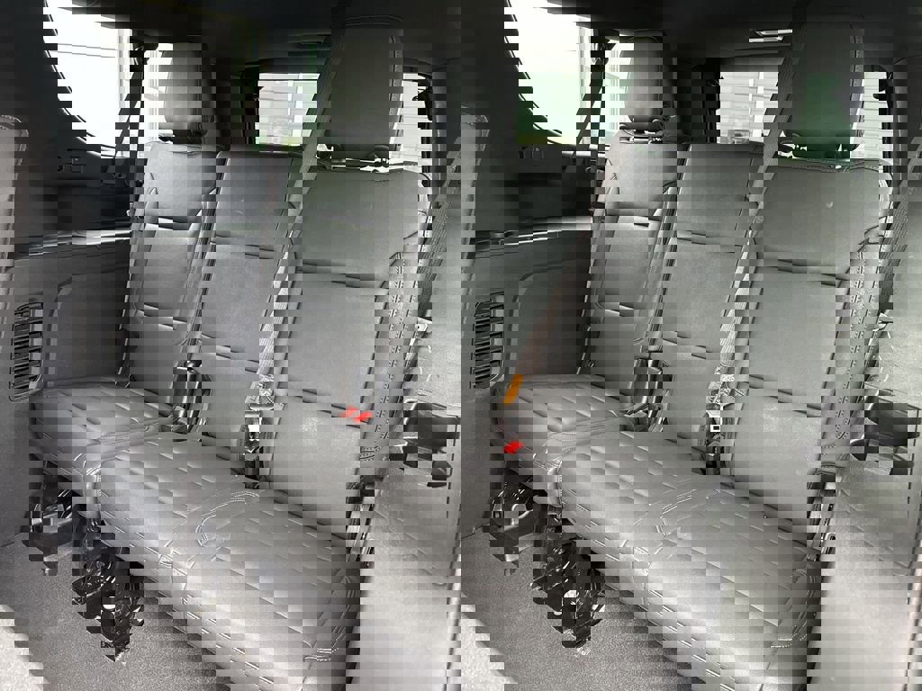 Certified 2025 Chevrolet Suburban Z71 image 26