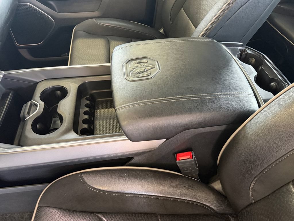 Used 2021 RAM 1500 Laramie w/ Sport Appearance Package AWD/4WD image 11