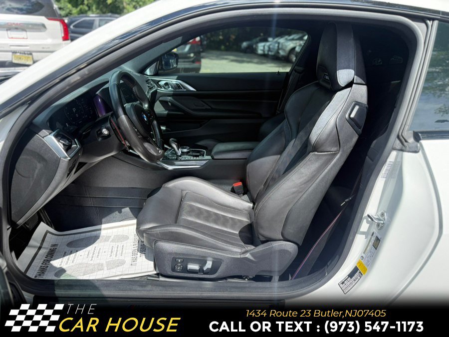 Used 2022 BMW M4 Competition w/ Executive Package RWD image 17
