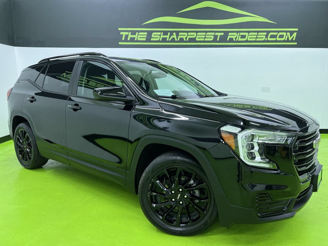 Used 2024 GMC Terrain SLE w/ Driver Convenience Package FWD image 1