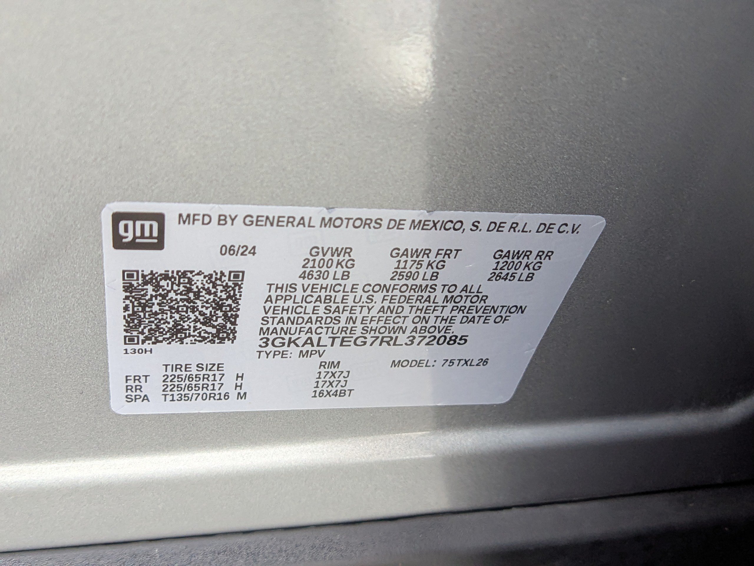 Used 2024 GMC Terrain SLE AWD/4WD image 17