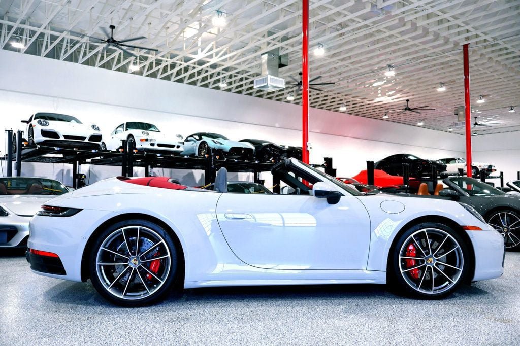 Used 2024 Porsche 911 Carrera 4S AWD/4WD image 14
