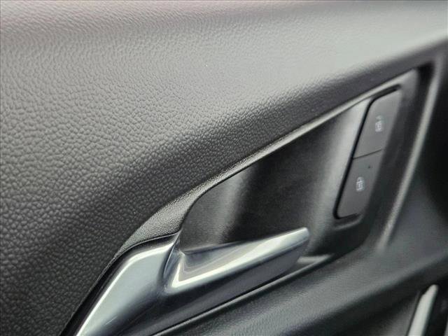 Used 2025 Chevrolet Equinox LT w/ Convenience Package II image 17