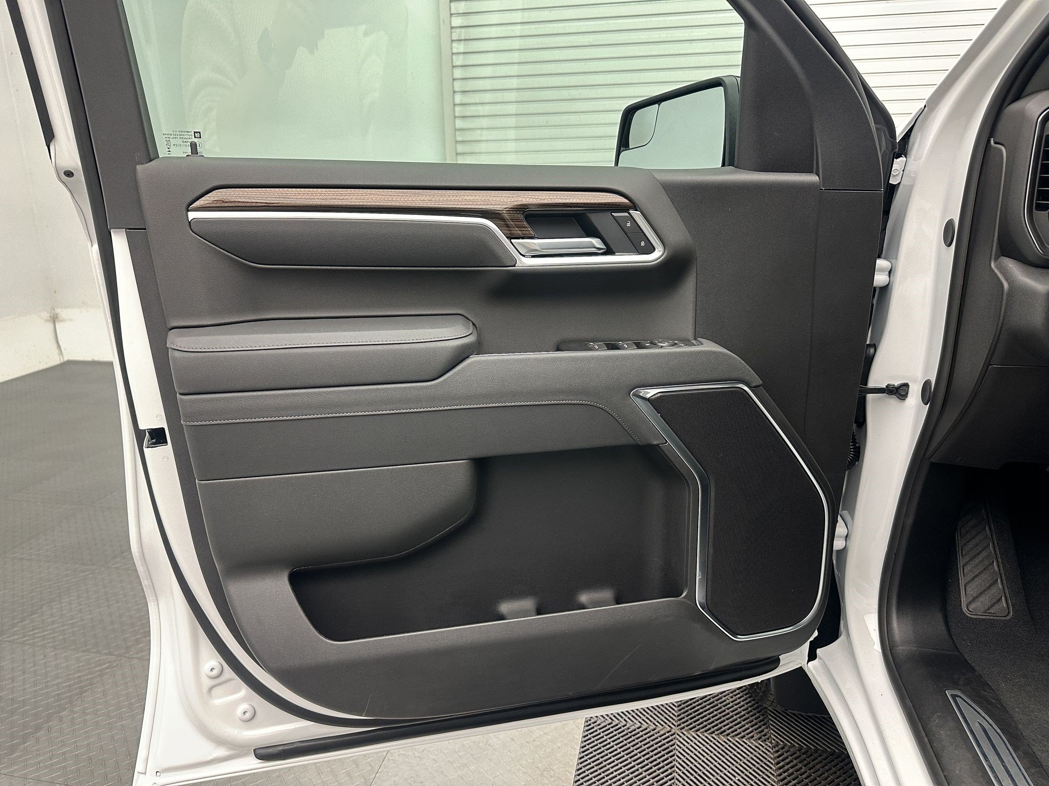 New 2026 Chevrolet Silverado 1500 RST w/ RST Select Package AWD/4WD image 13