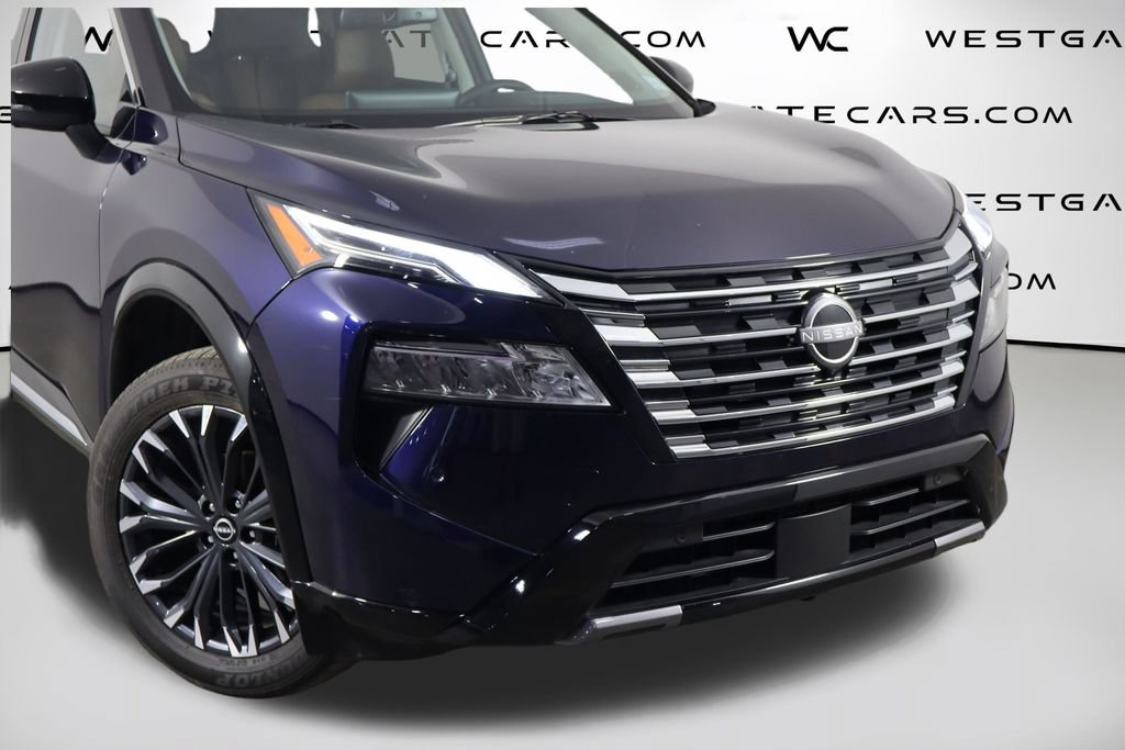 Used 2025 Nissan Rogue Platinum FWD image 50