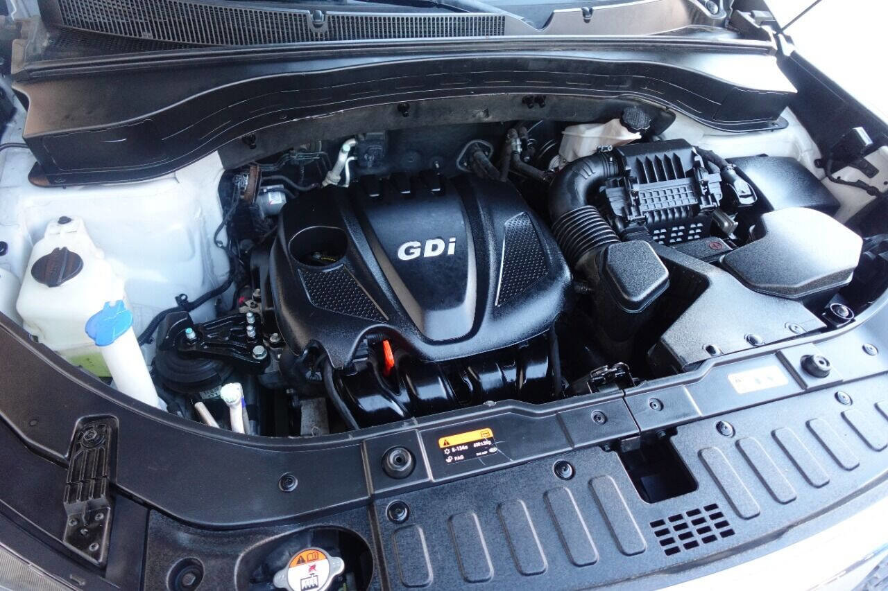 Used 2015 Kia Sorento LX image 24
