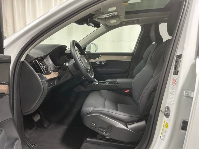 Used 2025 Volvo XC90 B6 Plus AWD/4WD image 10