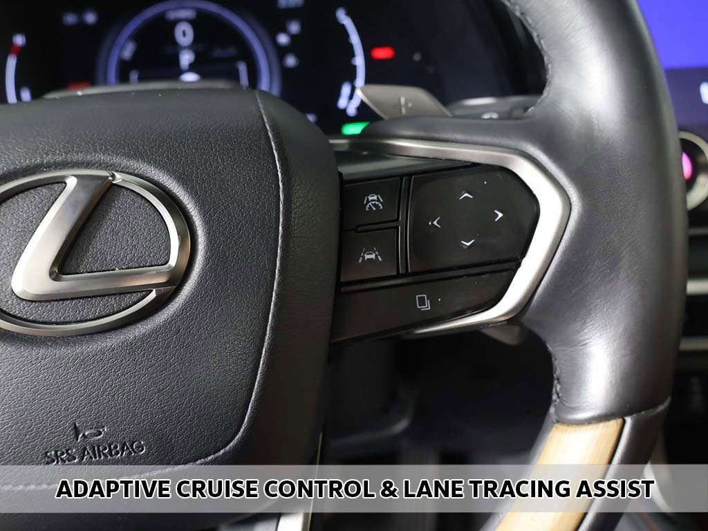 Used 2024 Lexus RX 350 w/ Convenience Package image 4