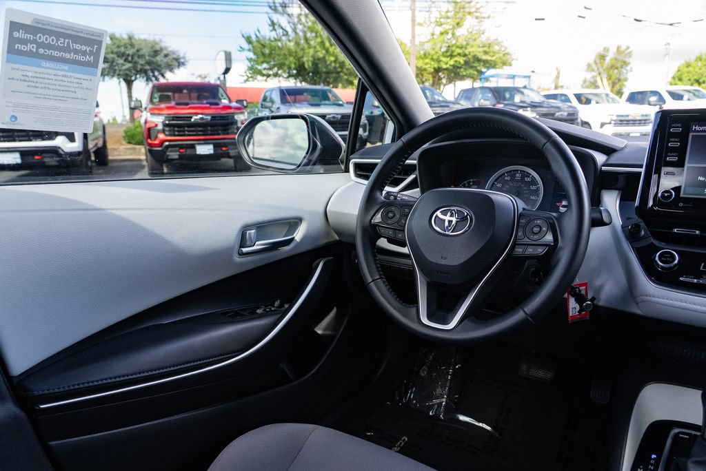 Used 2021 Toyota Corolla SE FWD image 12