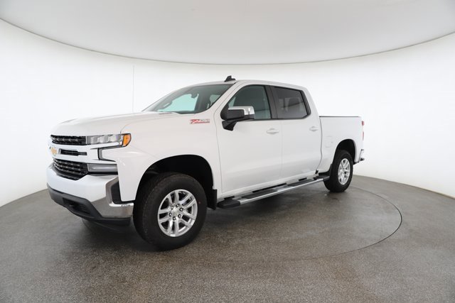 Used 2020 Chevrolet Silverado 1500 LT w/ All-Star Edition image 2