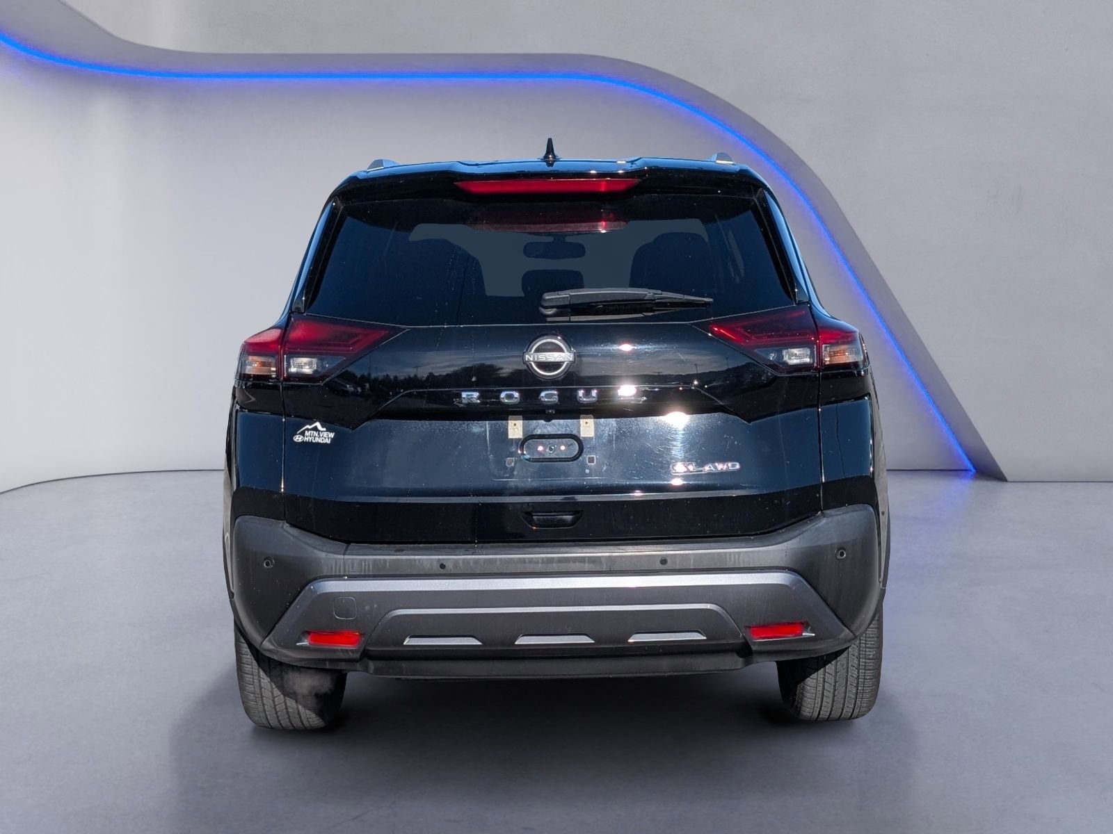 Used 2023 Nissan Rogue SL image 7