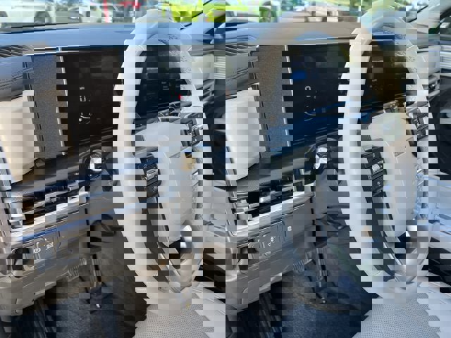 Used 2024 Hyundai Santa Fe SEL image 16