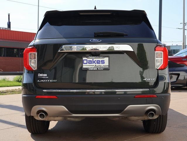 Used 2023 Ford Explorer Limited AWD/4WD image 5