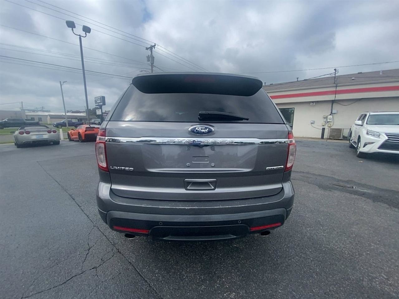 Used 2014 Ford Explorer Limited FWD image 6
