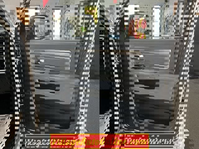 Used 2015 RAM 2500 Big Horn image 35