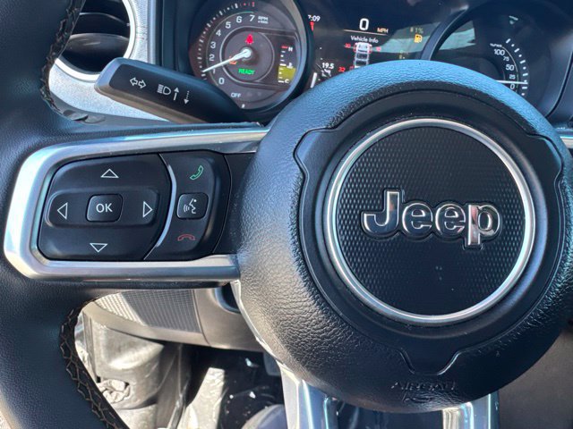 Used 2024 Jeep Wrangler Unlimited Sahara AWD/4WD image 17