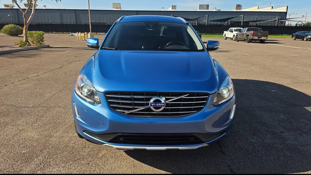 Used 2017 Volvo XC60 T6 Inscription w/ Climate Package AWD/4WD image 3