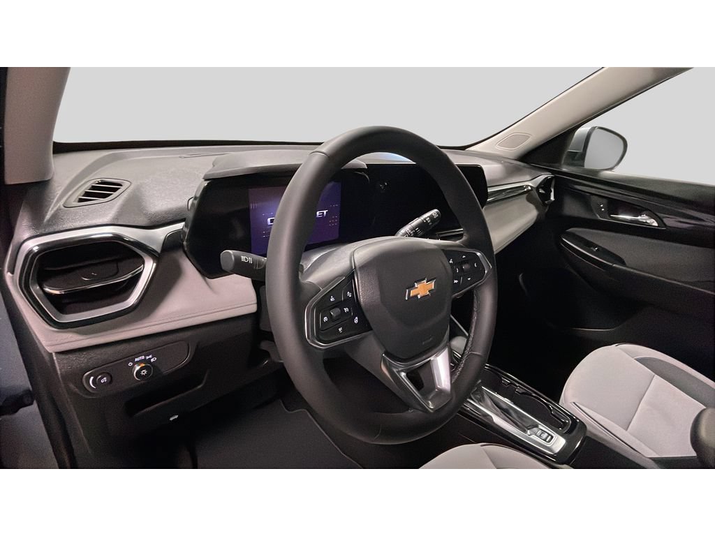 Used 2024 Chevrolet TrailBlazer LT w/ LT Cold Weather Package AWD/4WD image 11