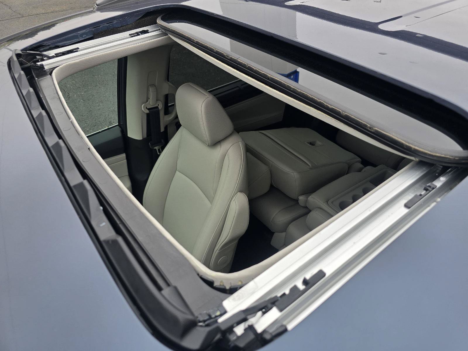 New 2027 Honda Odyssey EX-L image 16