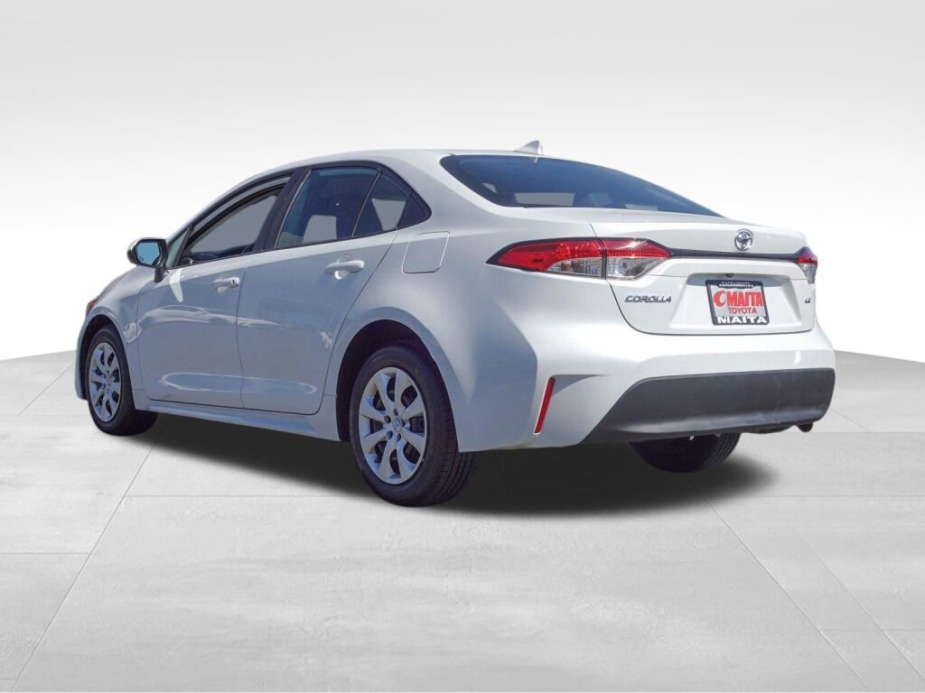 Used 2024 Toyota Corolla LE FWD image 6