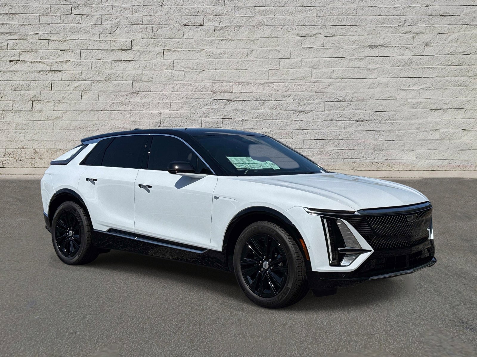 New 2026 Cadillac Lyriq Luxury RWD image 6